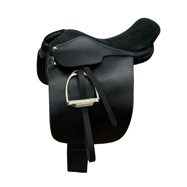 21" Black English Cutback Style Saddle With Fittings #2